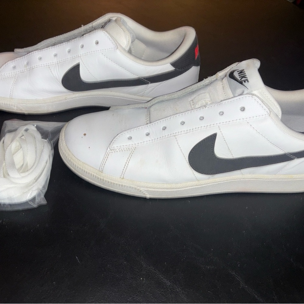 Nike Men’s White Skate Shoes Size 10